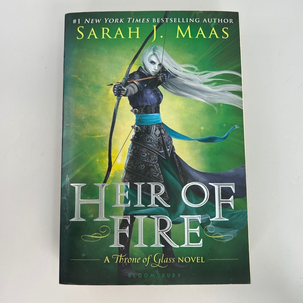 Heir of Fire Paperback by Sarah J. Maas Throne of Glass